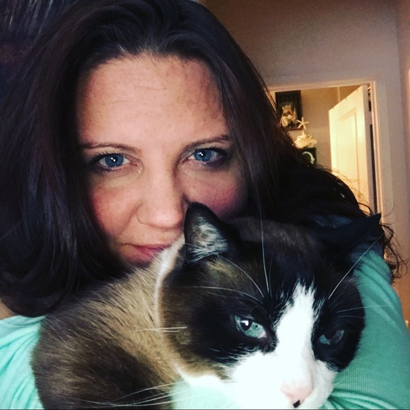 Meet your Posher, Krystal - Picture 1 of 1